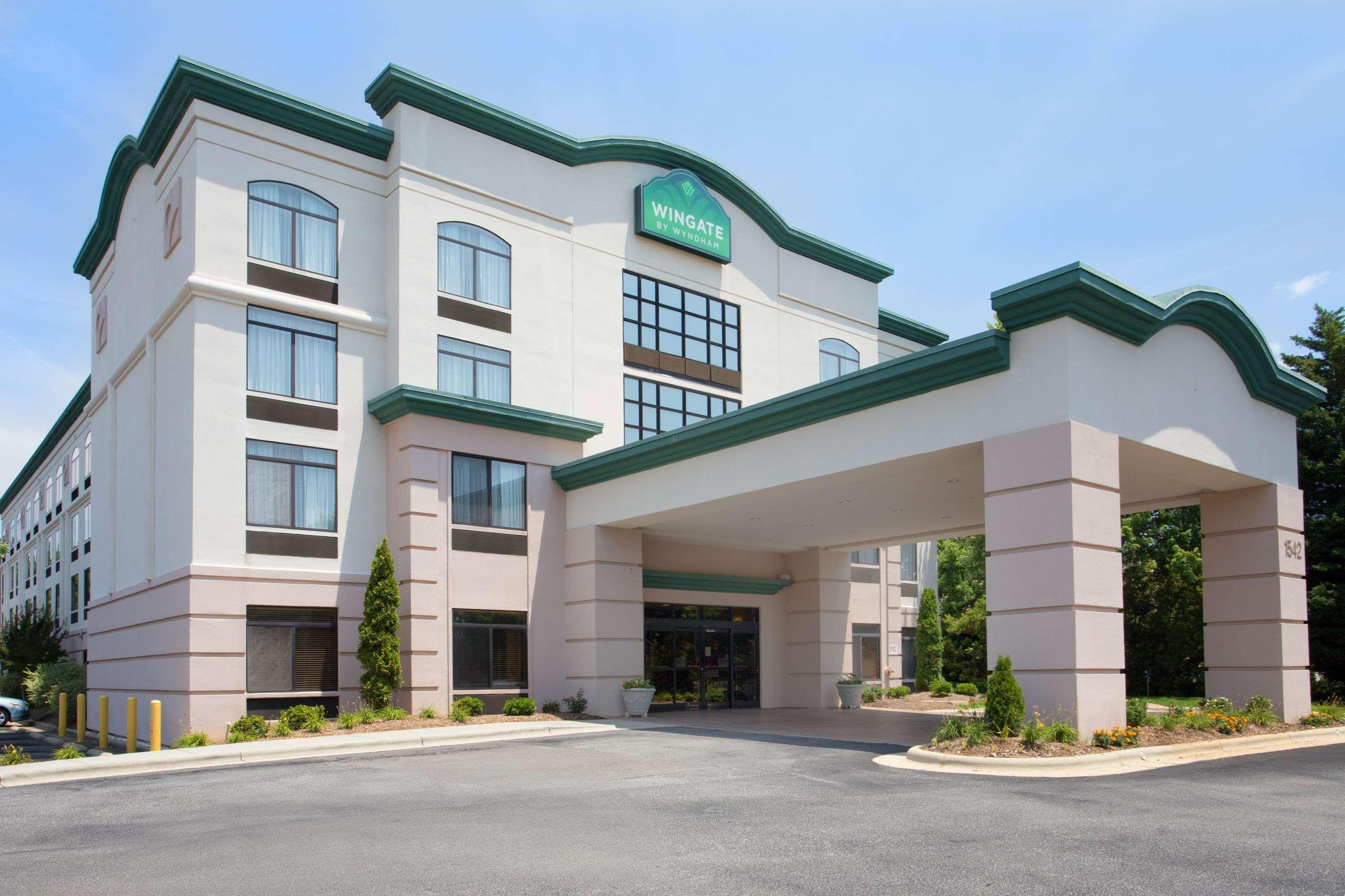 Wingate By Wyndham Garner/Raleigh South Hotel Exterior photo