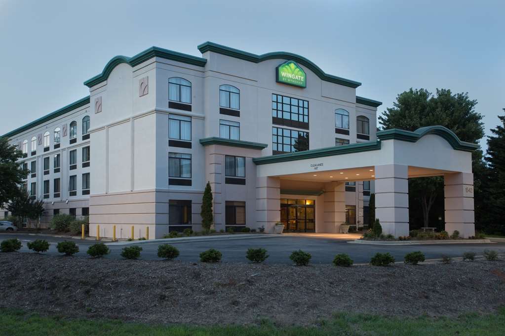 Wingate By Wyndham Garner/Raleigh South Hotel Exterior photo